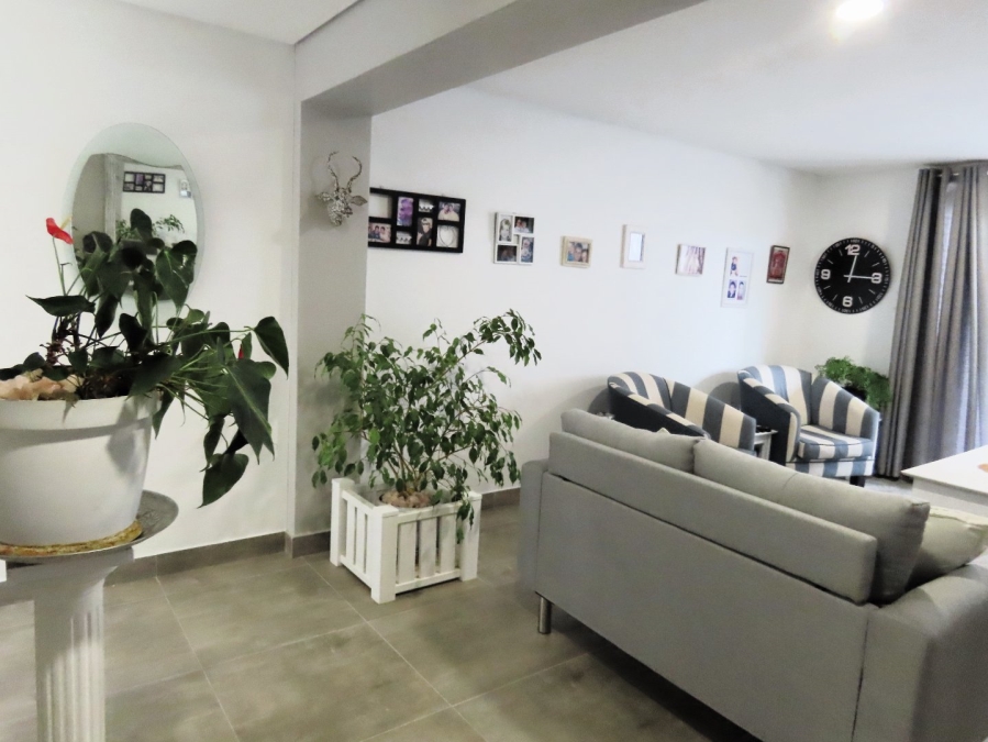 3 Bedroom Property for Sale in Island View Western Cape